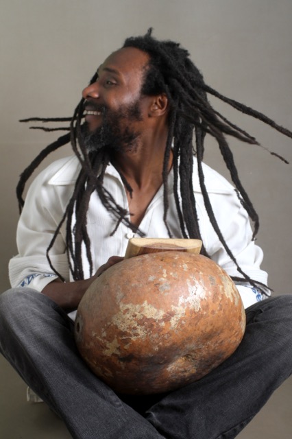 African Musician Mathew Tembo